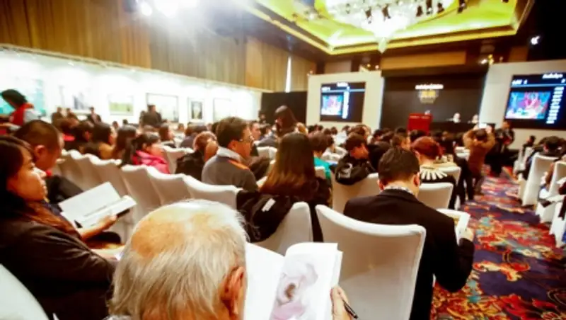 100-каратный бриллиант ушел с молотка