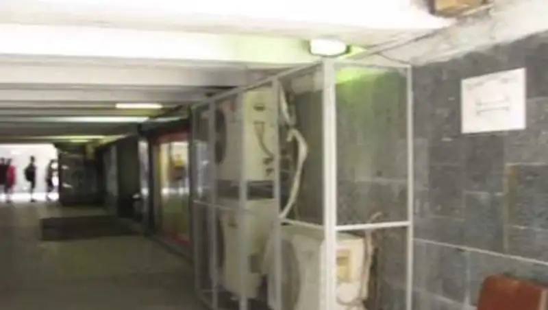 Арендаторов алматинских подземок переселят в ТЦ и на рынки