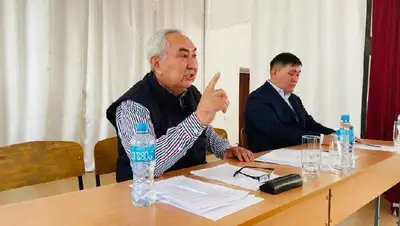 обсуждение референдума, фото - Новости Zakon.kz от 26.05.2022 19:31