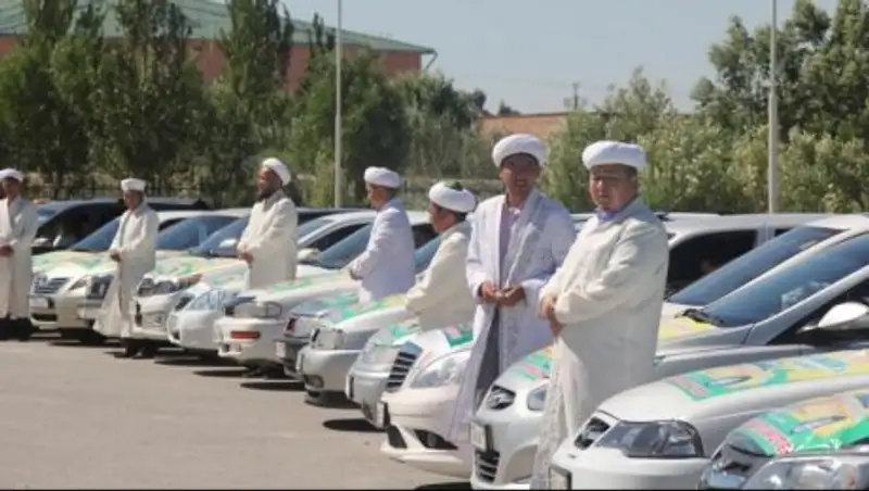 В Кызылординской области в честь месяца Рамазан организовали для людей бесплатное такси