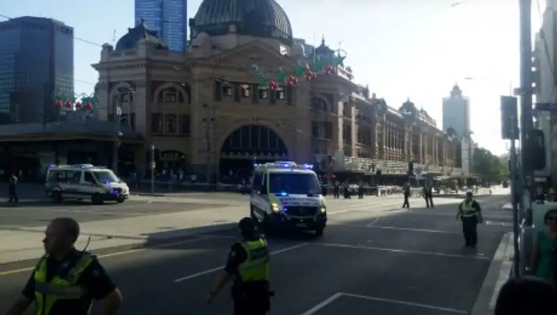 Полиция заявила о проблемах с психикой у наехавшего на толпу в Мельбурне
