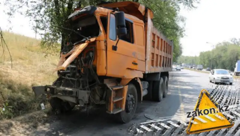 Смертельное ДТП с автобусом и грузовиком. В полиции сообщили подробности