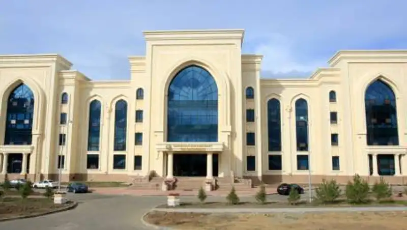 Духовенство Казахстана сделало заявление в связи с осквернением государственного флага РК