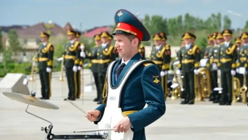 Фестиваль военных оркестров «Труба мира» завершился грандиозным плац-концертом