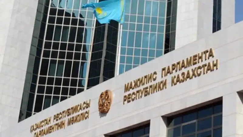 Депутаты Мажилиса выехали в регионы для встреч с избирателями 