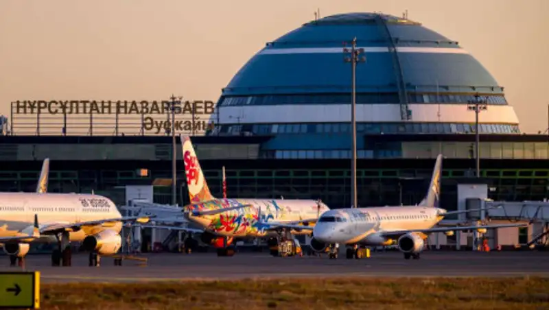 Нетрезвого дебошира сняли с авиарейса в аэропорту Нур-Султана