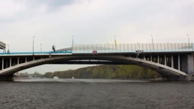 В Кызылординской области разрушается автодорожный мост