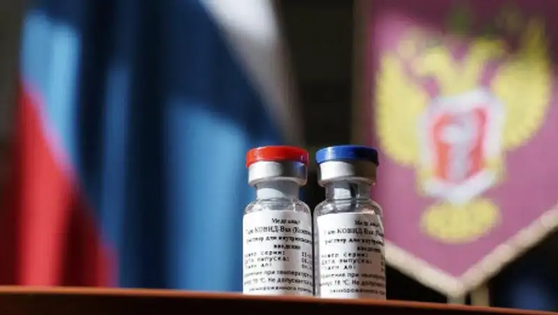 В России начнется набор добровольцев для новых испытаний вакцины от COVID
