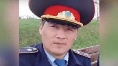 otyrar.kz, фото - Новости Zakon.kz от 26.05.2018 15:53