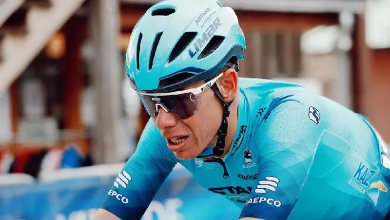 Второй день подряд на «Туре Альп» в призерах гонщик «Астаны»