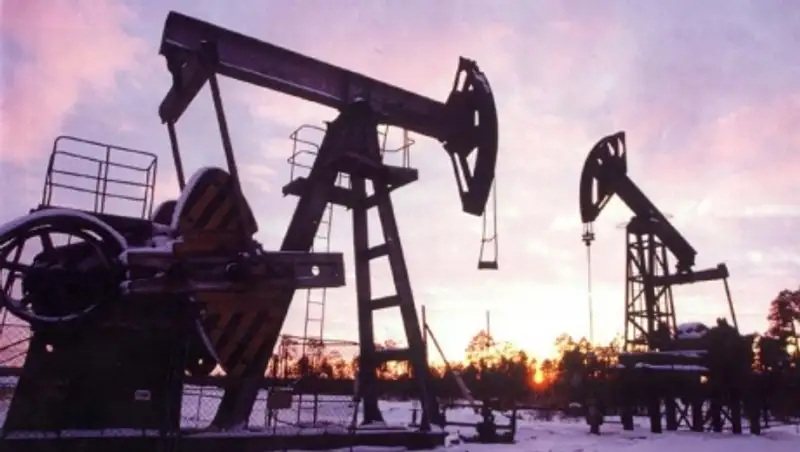 Казахстан может снизить добычу нефти до 70 млн тонн при $25/барр. в 2016 году