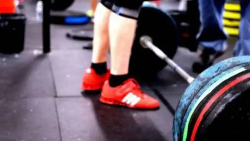 Сборной Казахстана по тяжелой атлетике запретили участвовать на ЧМ-2017 - источник