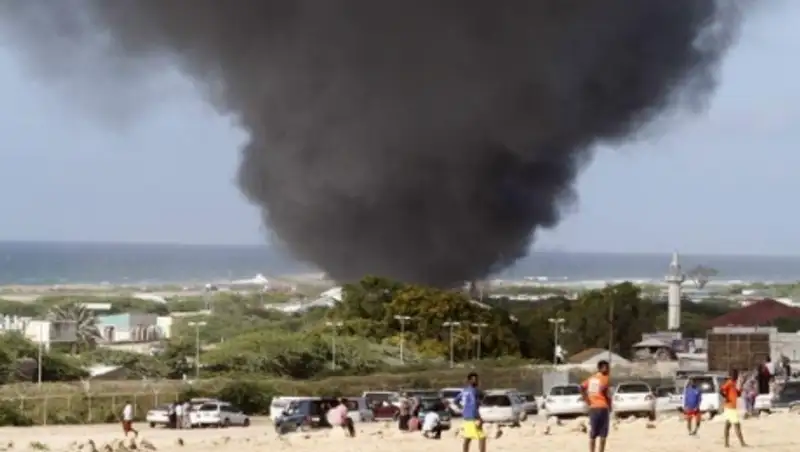 Около столичного аэропорта в Сомали прогремел взрыв