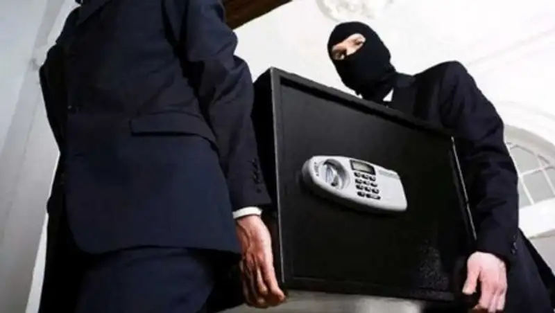 В Актау из кафе украли более двух миллионов тенге