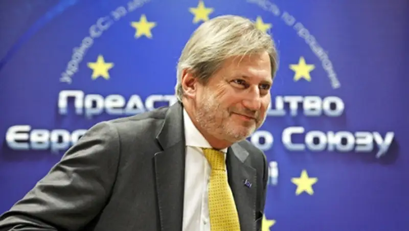 В ЕС заявили о возможной отмене виз для Украины и Грузии в 2016 году