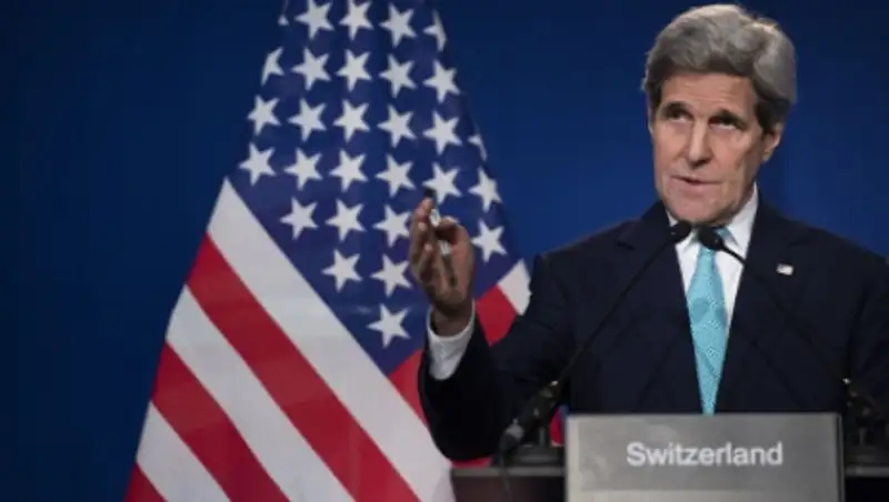 Керри назвал недостижимым стремление России к отмене санкций