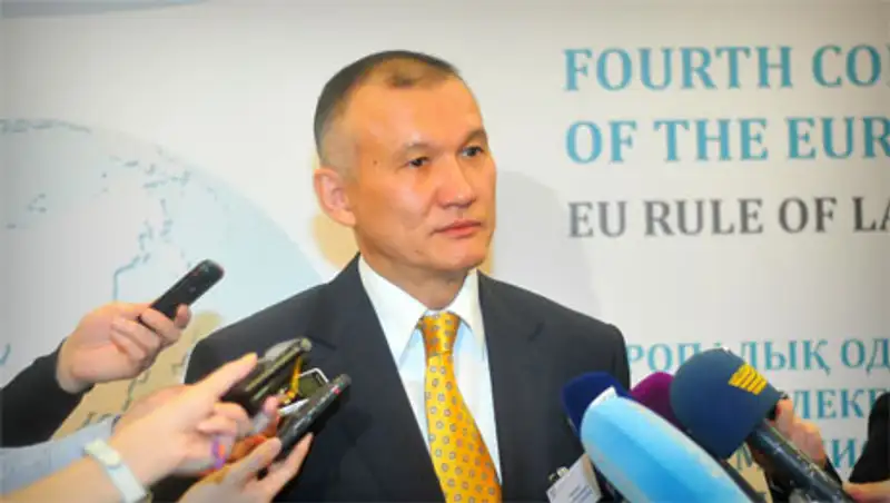 Б.Имашев: в условиях глобализации принцип верховенства права остается незыблемым