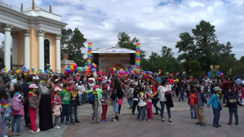Алматинских малышей  поздравили с Днем защиты детей