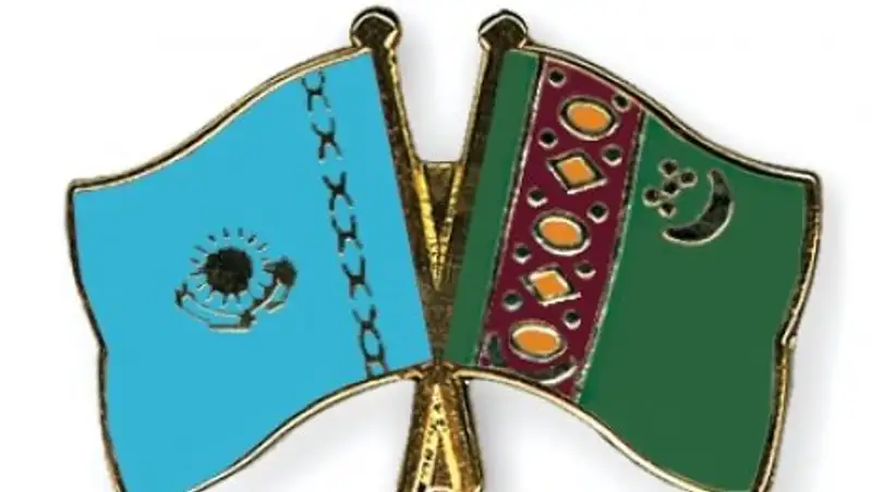 Казахстан ратифицировал договор о стратегическом партнерстве с Туркменистаном