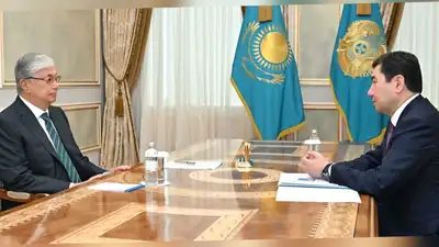 Токаев принял председателя Мажилиса Ерлана Кошанова, фото - Новости Zakon.kz от 21.07.2023 11:00