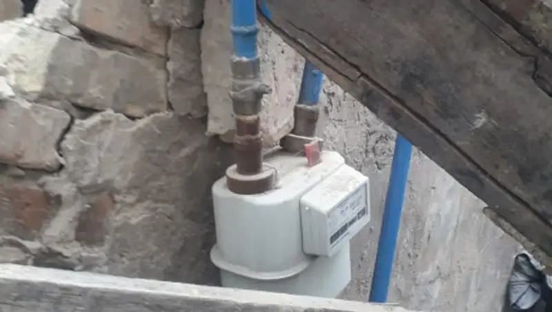 Автолюбитель оставил без газа частный сектор в Алматы