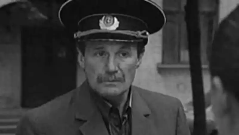 Умер актер из сериала "Улицы разбитых фонарей"