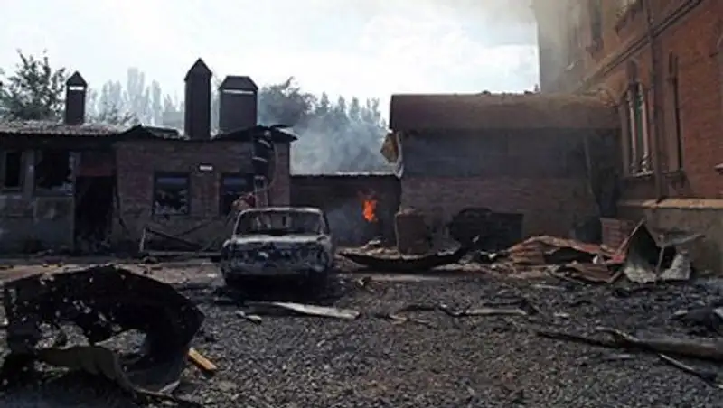 При обстреле Славянска снаряд попал в больницу