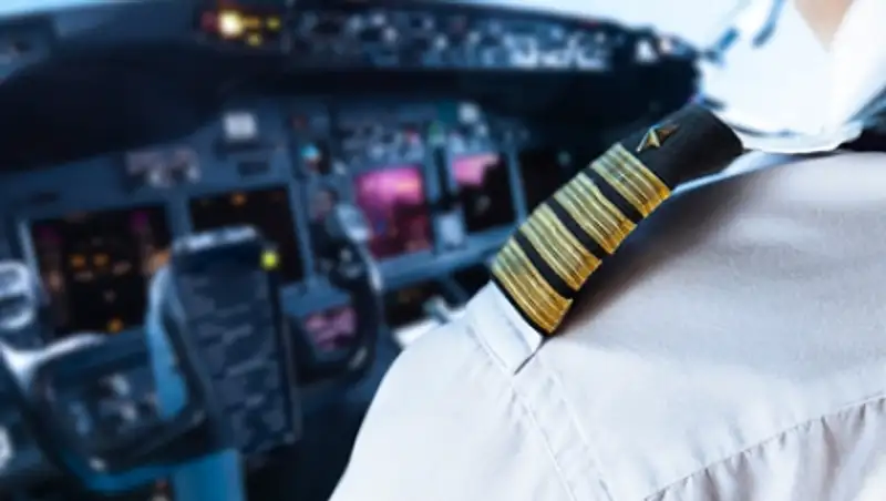 Пилота отстранили от полетов из-за многочисленных селфи