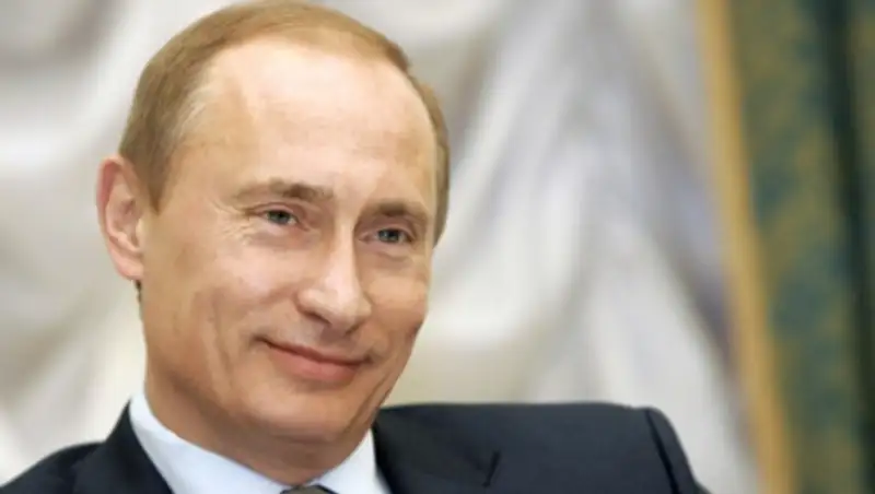 Опрос: рейтинг Путина достиг максимума