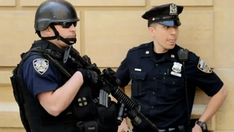 Стрельба на Манхэттене: нападавший принес целый арсенал оружия