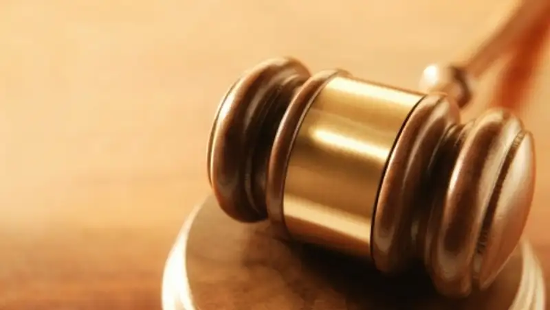 В ЗКО мать, проживавшую с ребенком в палатке у реки, привлекли к суду