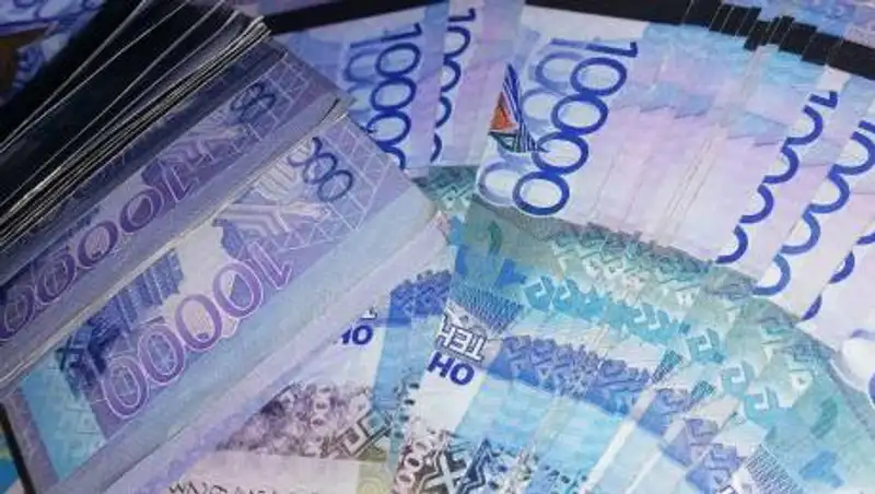 Почему казахстанцам отказывали в снятии пенсионных накоплений