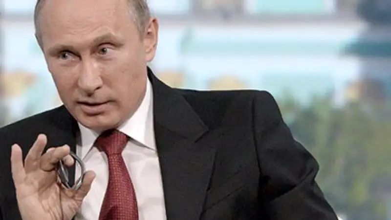 Путин обвинил Запад в желании «уконтрапупить» его окружение