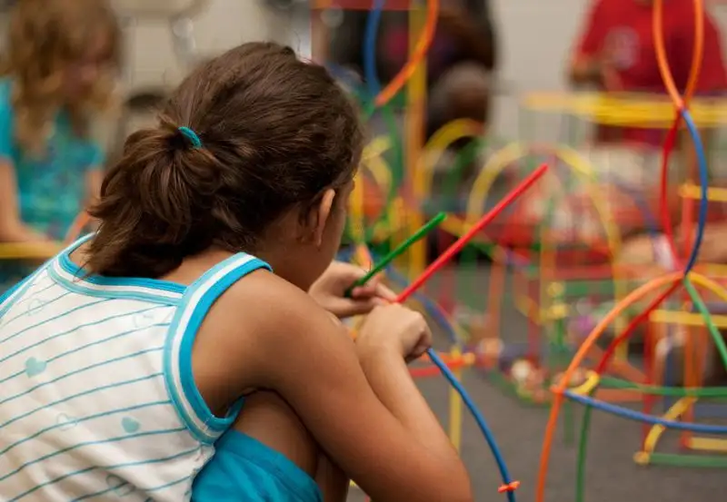 В Минпросвещения придумали, как будут бороться с травлей детей