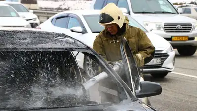 возгорание, автомобиль, воад , фото - Новости Zakon.kz от 24.03.2022 17:37