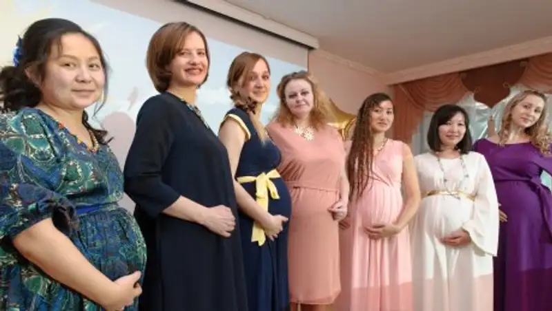 В Костанае прошел конкурс красоты для беременных