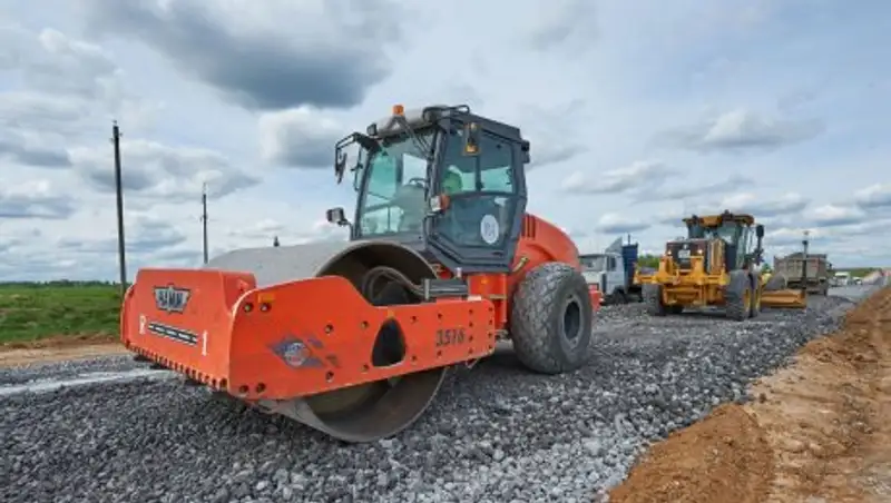 Казахстан займет денег на реконструкцию автодороги Актобе-Макат