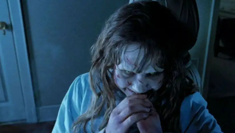 Критики объяснили, почему "Изгоняющий дьявола" - самый страшный хоррор