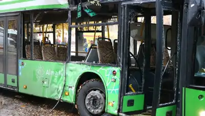 Известна личность погибшего в аварии, фото - Новости Zakon.kz от 10.11.2022 17:06