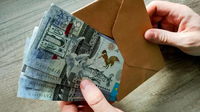 За крупную взятку задержаны высокопоставленные сотрудники акимата в Шымкенте