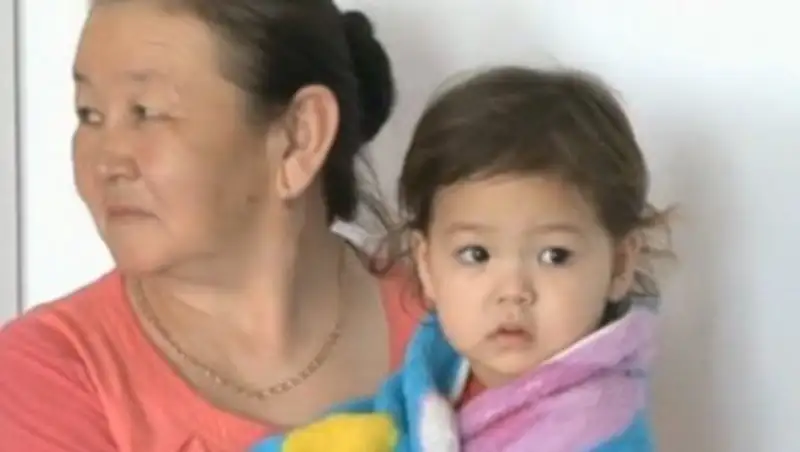 Спецкомиссия выяснит, как 2-летняя девочка получила ожог в детском саду