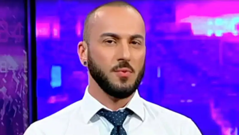 Оскорбивший Путина ведущий сможет вернуться на работу