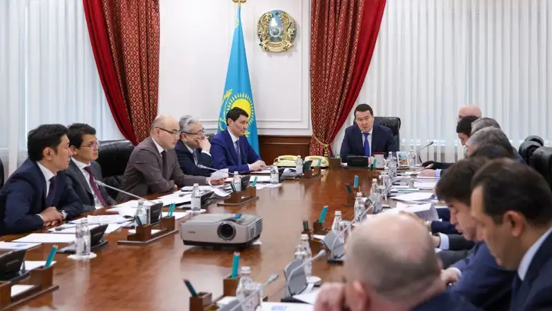 В правительстве обсудили демонополизацию в топливно-энергетическом комплексе РК