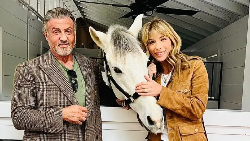 Жена Сильвестра Сталлоне подала на развод после 25 лет брака