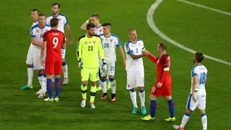 Англия сыграла вничью со Словакией на Евро-2016