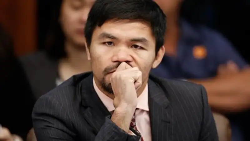 Промоутер Арум назвал шуткой свои слова о бое Пакьяо - Головкин