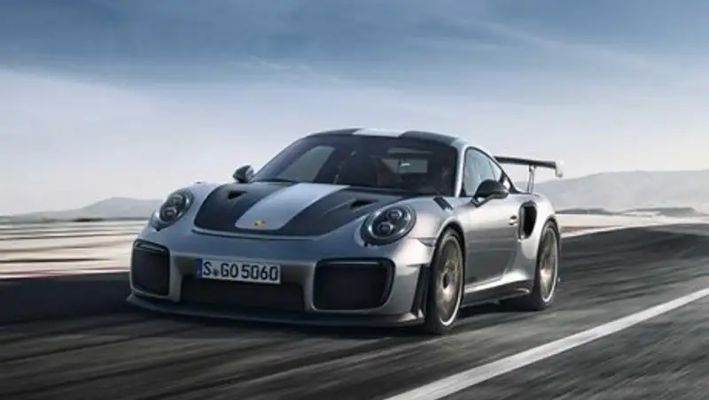 Опубликованы фотографии хардкорного Porsche 911