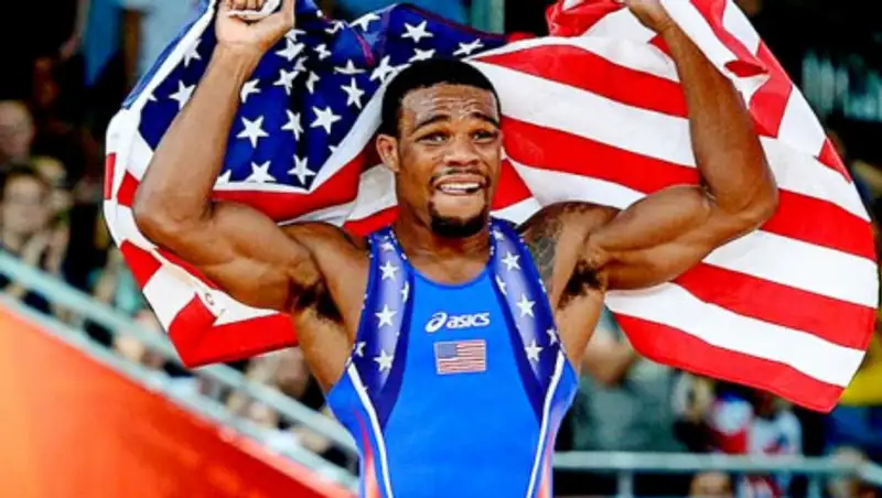 Титулованные американские борцы прибудут на чемпионат мира в столицу РК