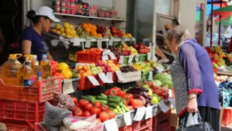 К майским праздникам в Казахстане подорожали продукты