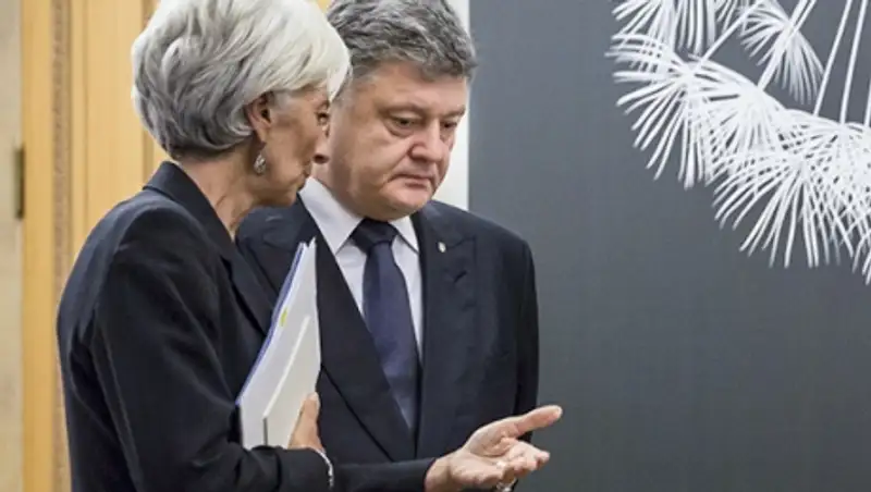Порошенко пообещал «решительные действия» после предупреждения МВФ